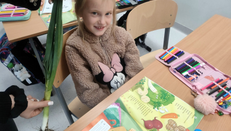 Klasa 1a sprawdziła czy w wierszu J. Tuwima występuje por?